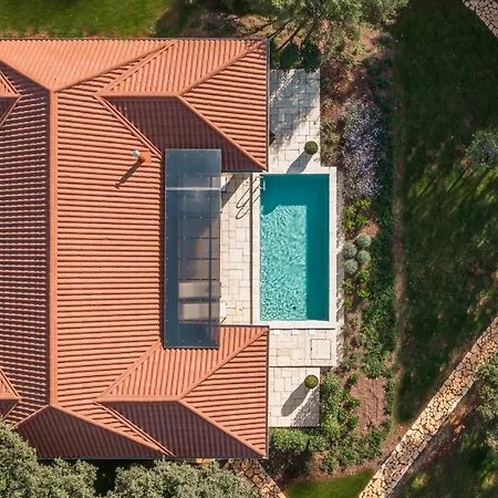 Luxury Glamping Porto Bus