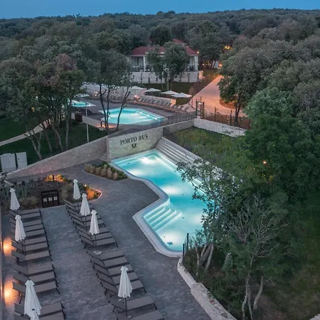 Luxury Glamping Porto Bus 5*