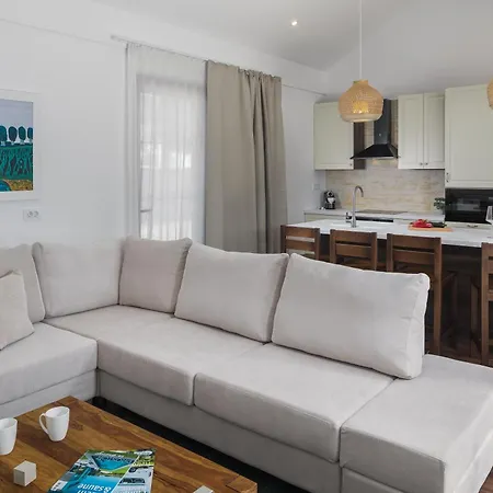 Luxury Glamping Porto Bus 5*